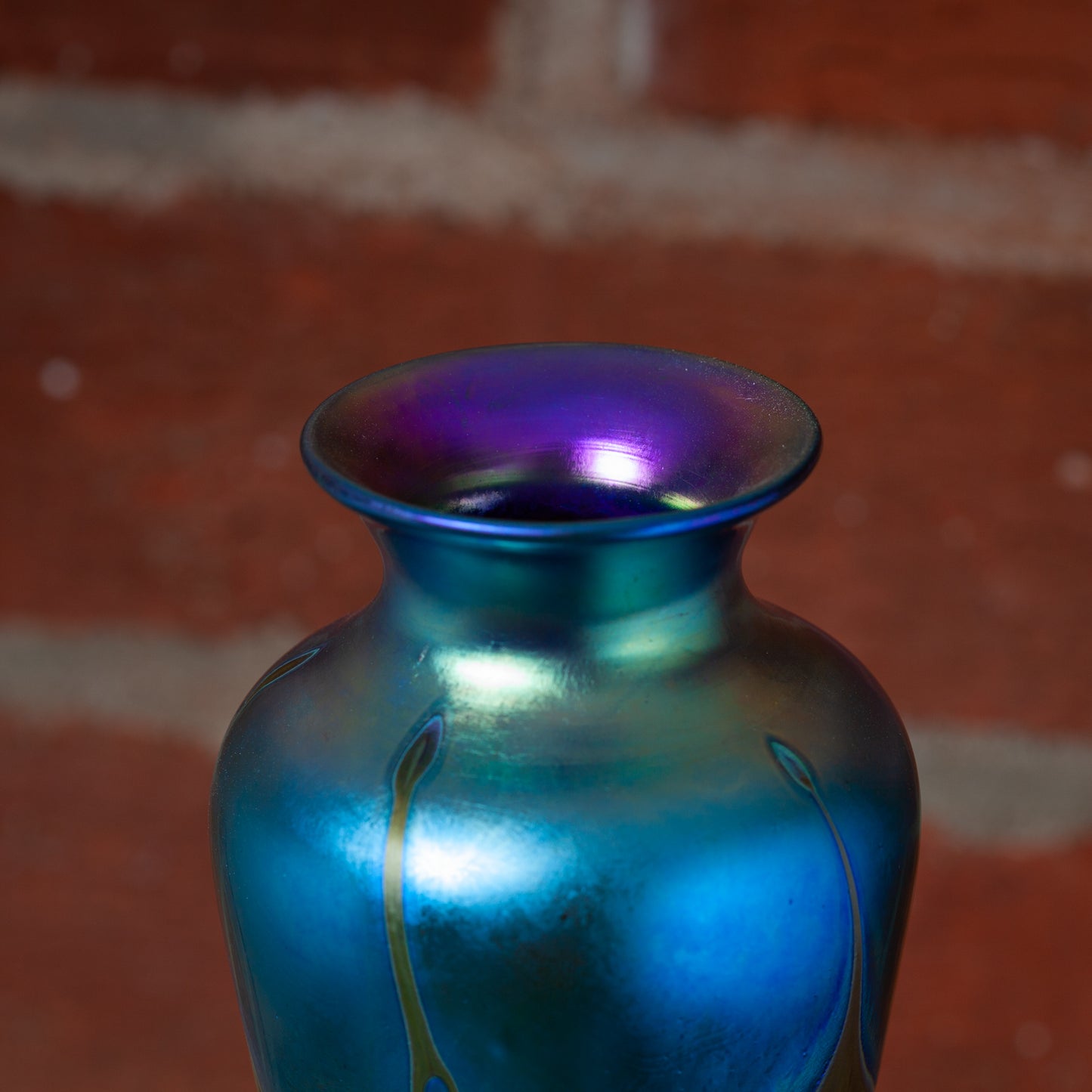 Large Art Glass Vase with Gold Feather Decoration